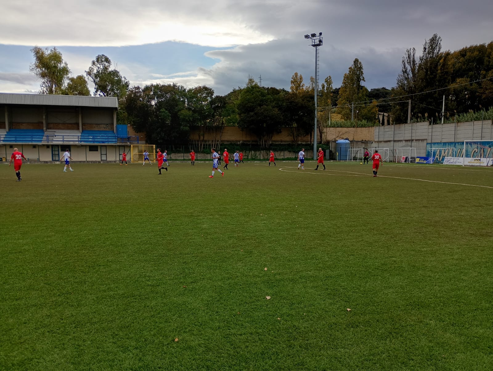 WhatsApp Image 2025-10-25 at 17.50.02